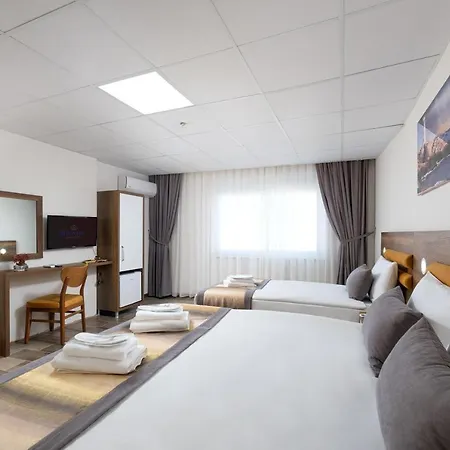 Grand Gulluk & Center Hotel 4*